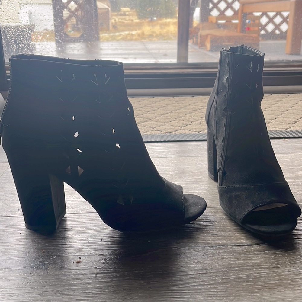 Black heels